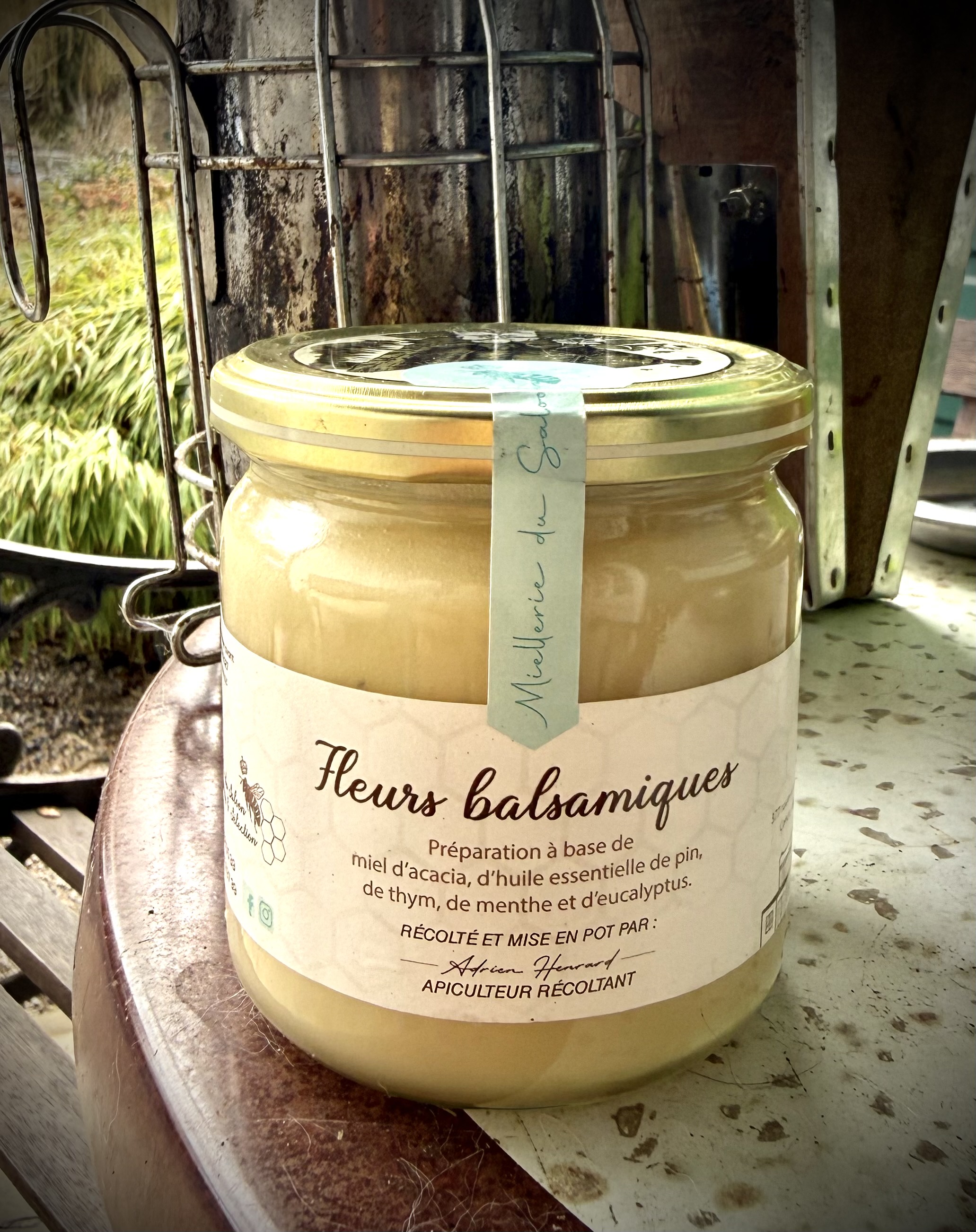 logo miellerie du saloon